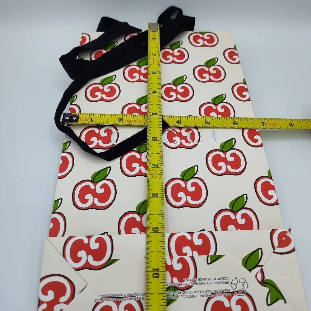GUCCI Apple Print Gift Bag | Rare GG Apple Logo Shopping Packaging Collector